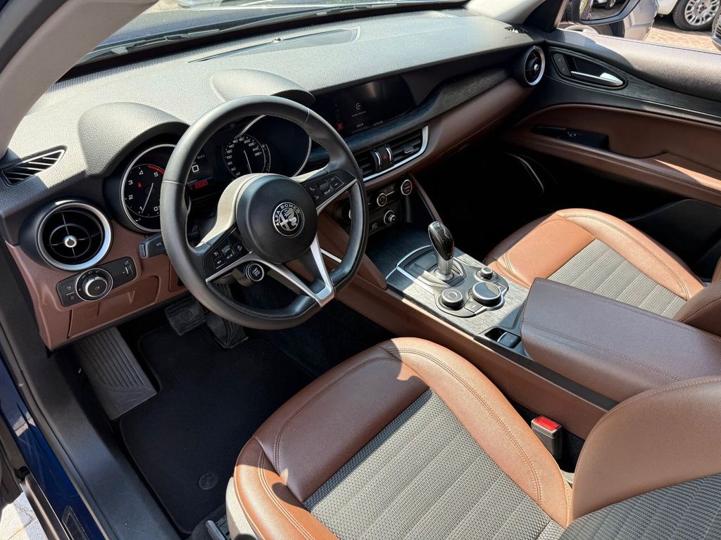 Alfa Romeo Stelvio 2019