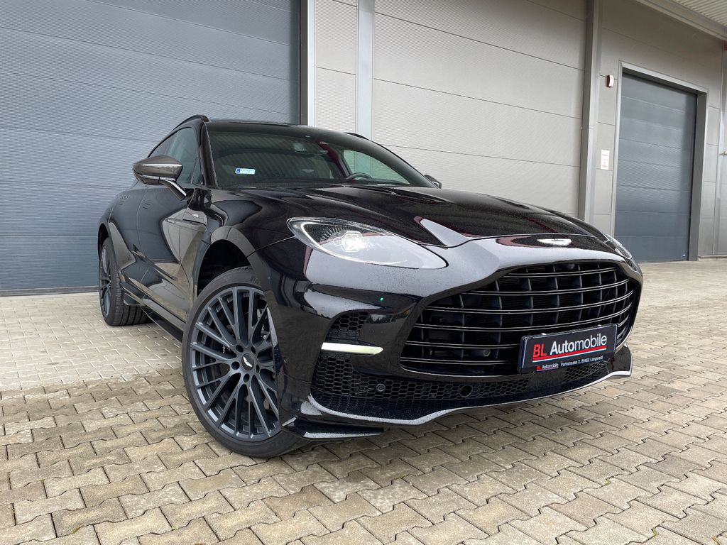 Aston Martin DBX 2022
