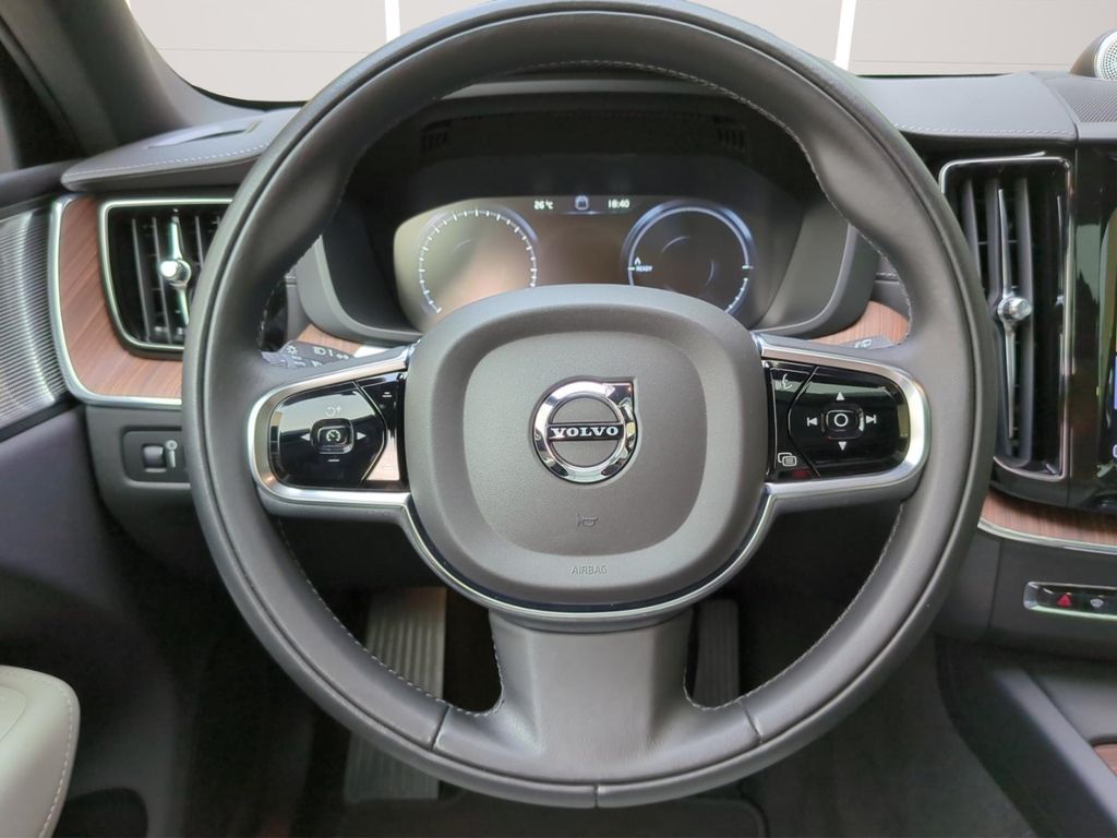 Volvo XC60 2021