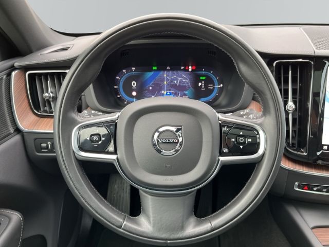 Volvo XC60 2021