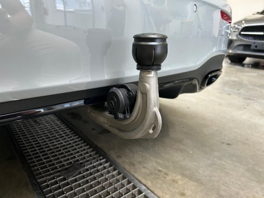 Mercedes-Benz A 180 2025