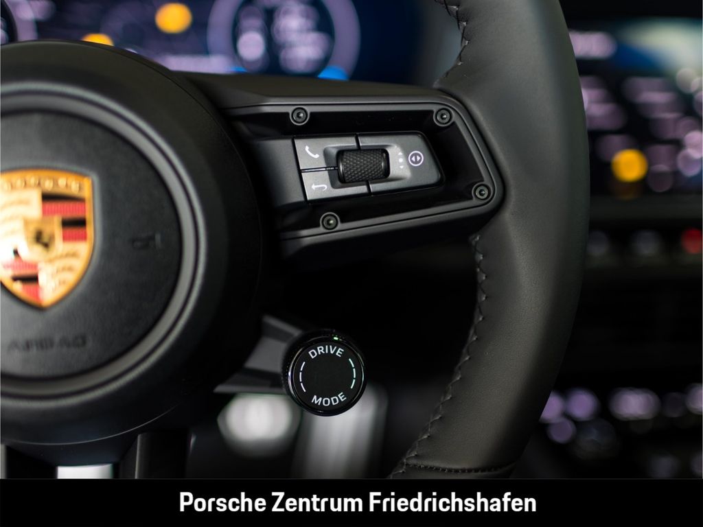 Porsche 992 2025