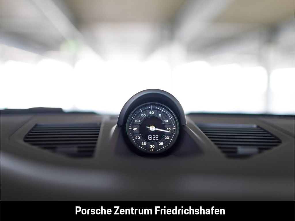 Porsche 992 2025