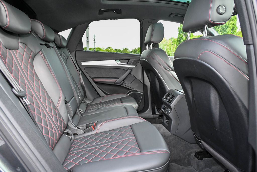 Audi SQ5 2022