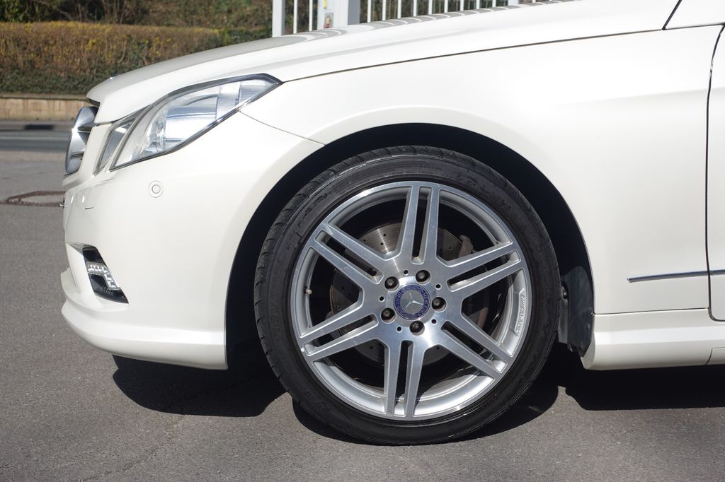 Mercedes-Benz E 350 2011