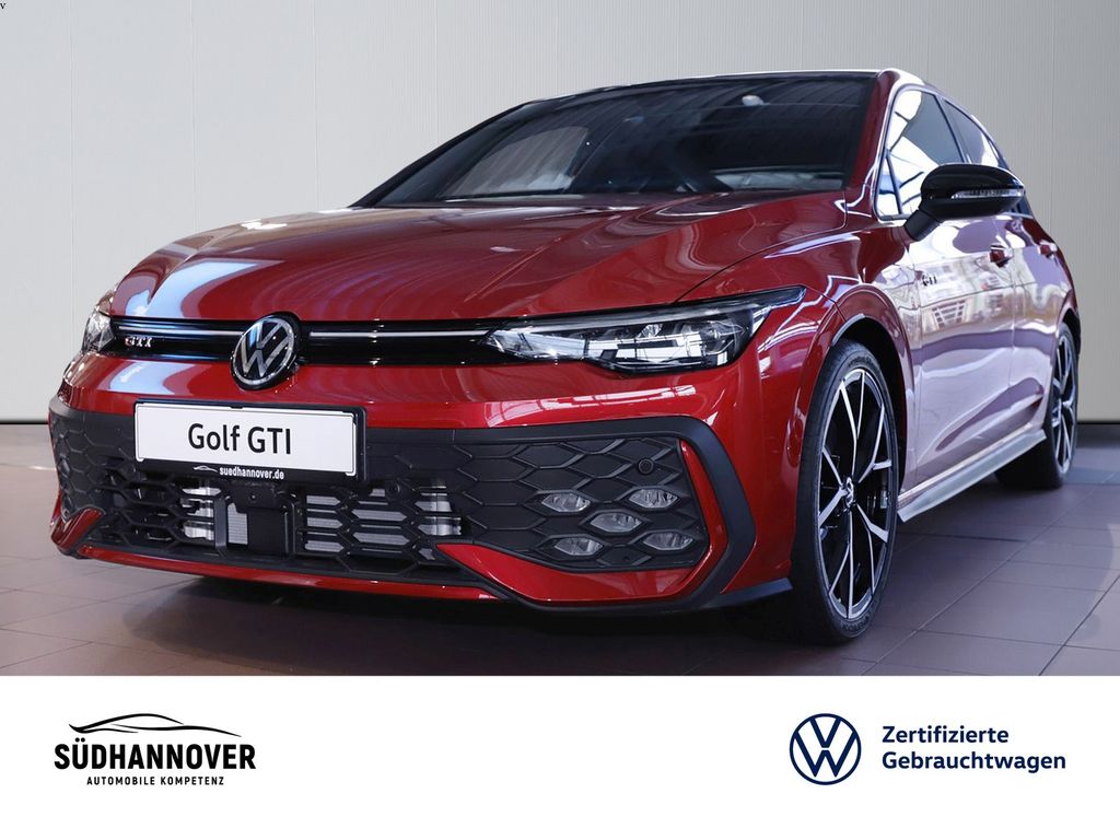Volkswagen Golf 2025