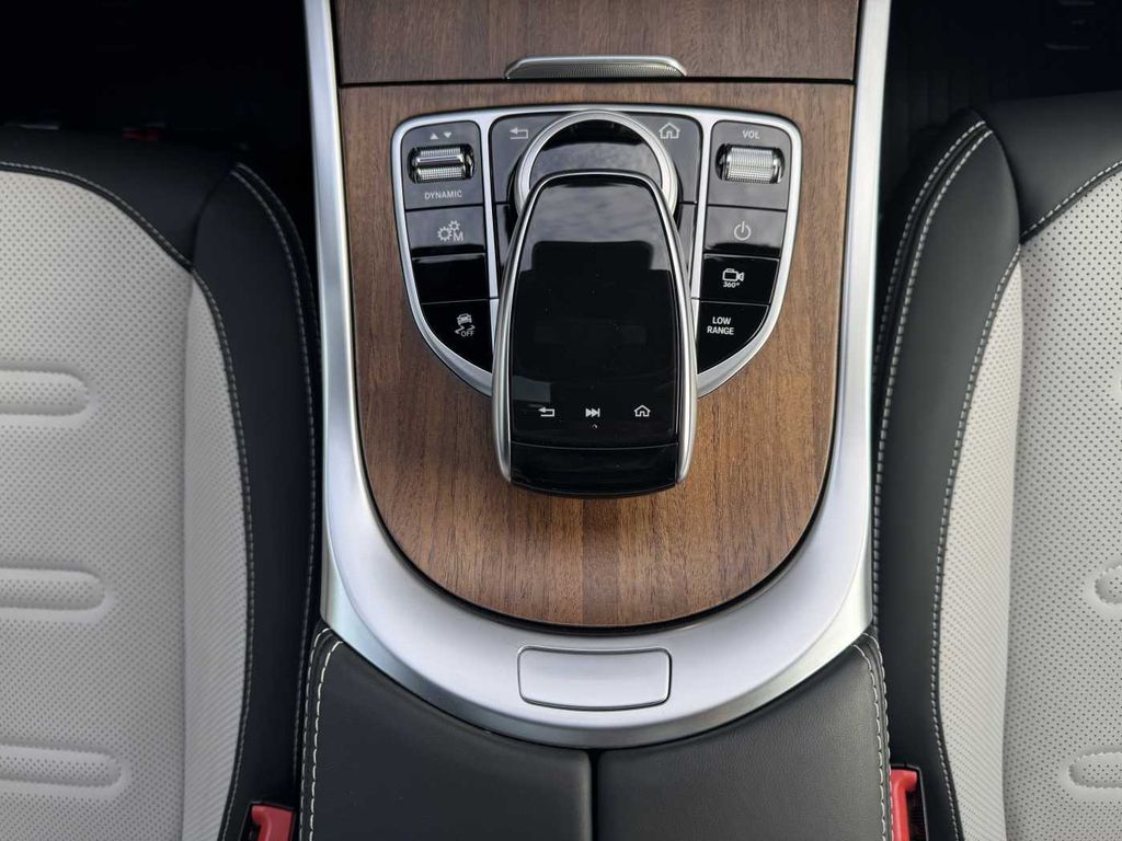 Mercedes-Benz G 500 2023