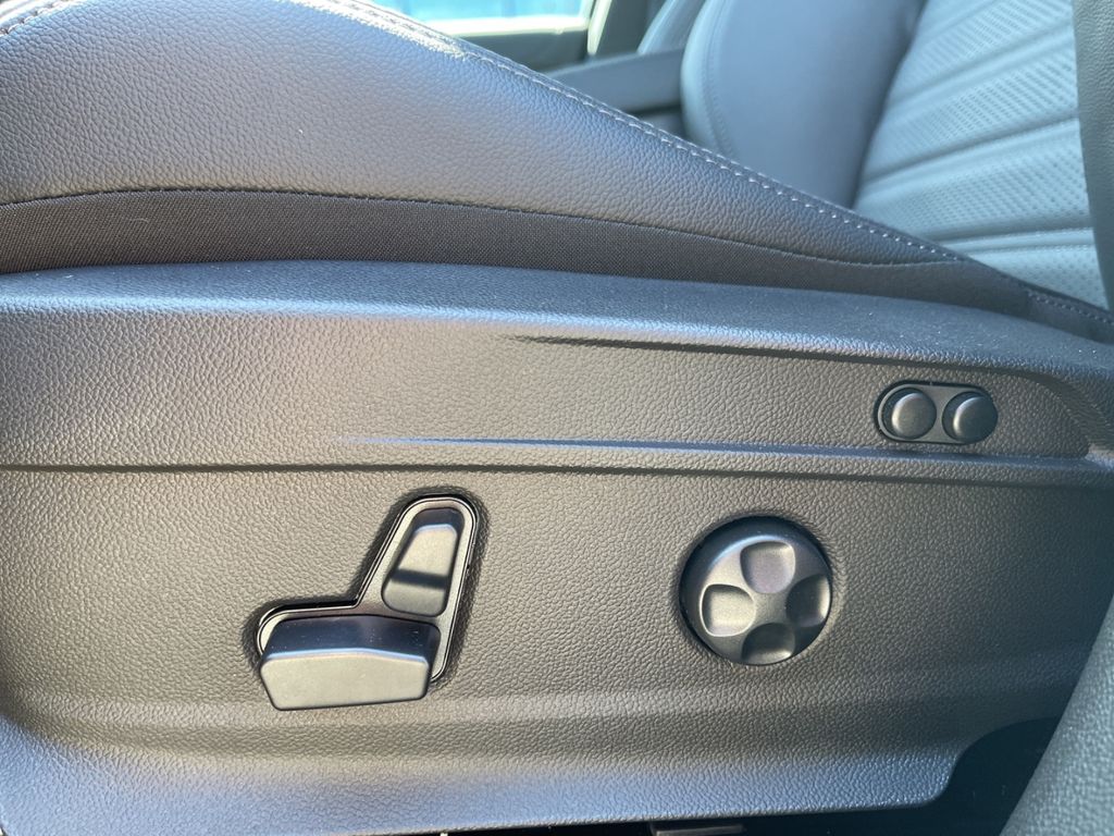 Alfa Romeo Stelvio 2025