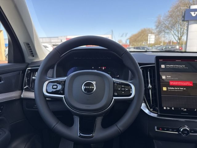 Volvo XC90 2025