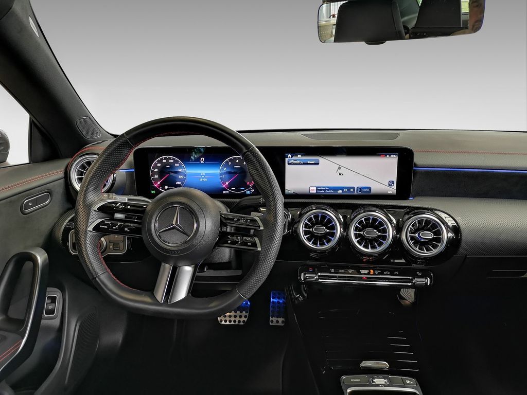 Mercedes-Benz CLA 200 2024