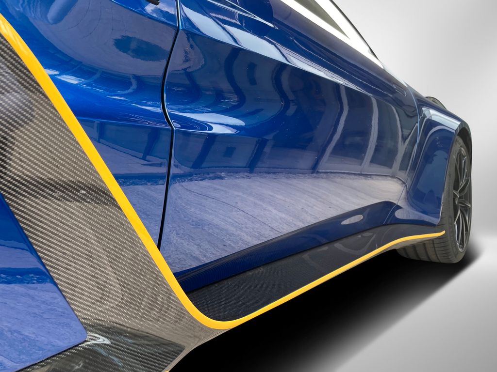 Aston Martin V12 Vantage 2024