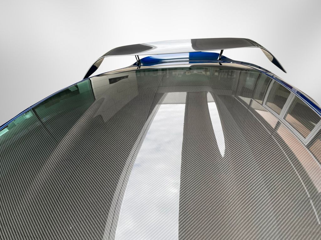 Aston Martin V12 Vantage 2024