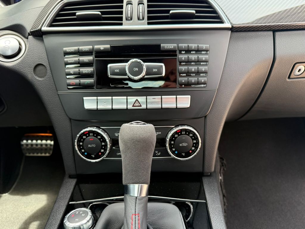 Mercedes-Benz C 63 AMG 2012