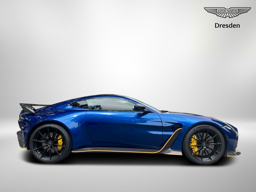 Aston Martin V12 Vantage 2024