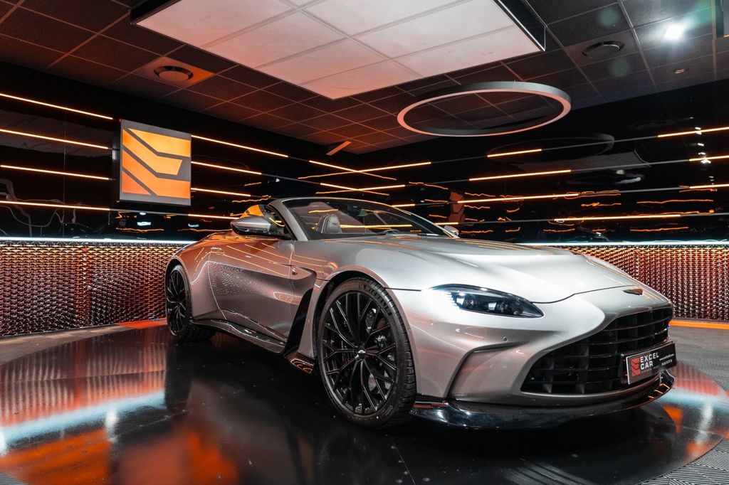 Aston Martin V12 Vantage 2023