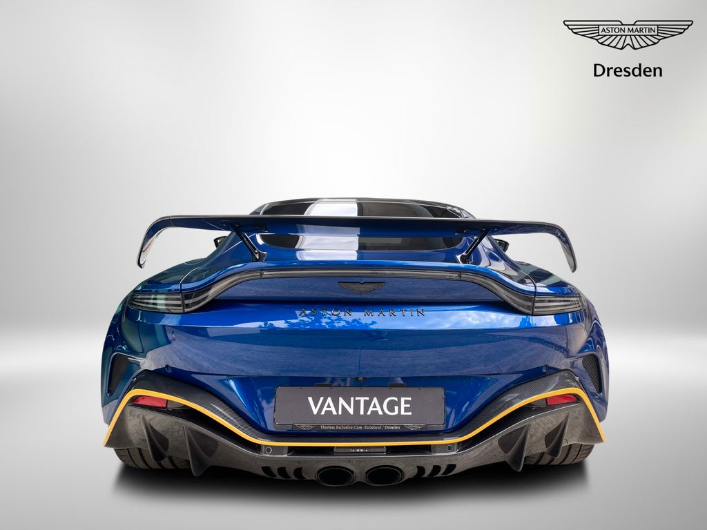 Aston Martin V12 Vantage 2024
