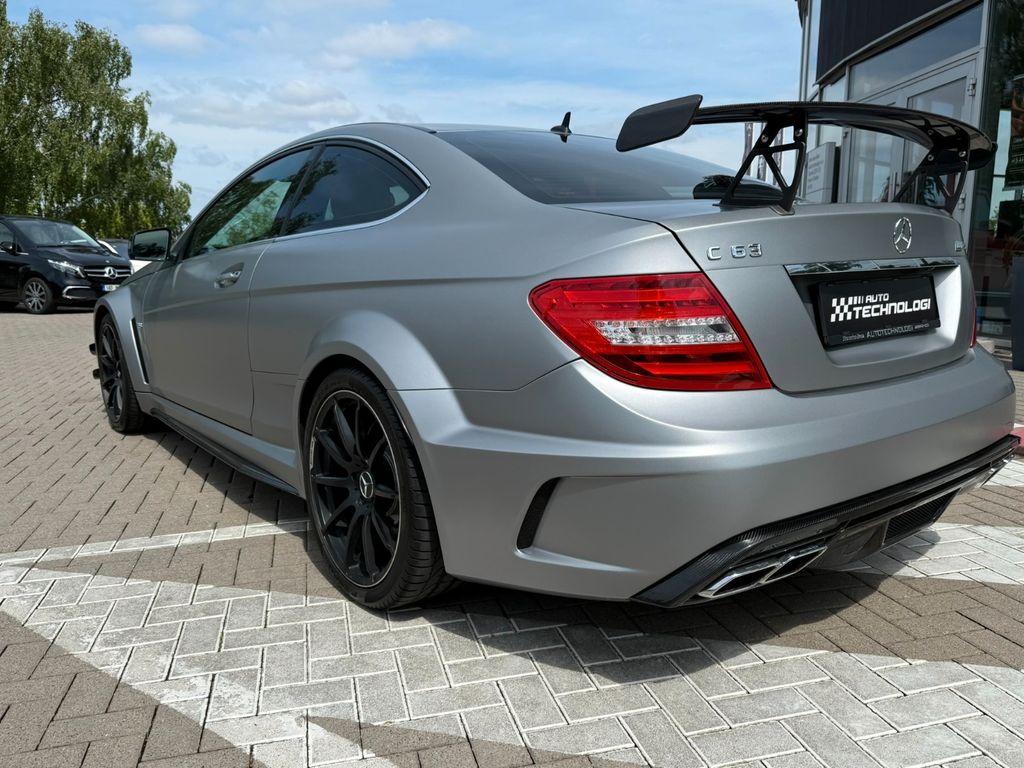 Mercedes-Benz C 63 AMG 2012