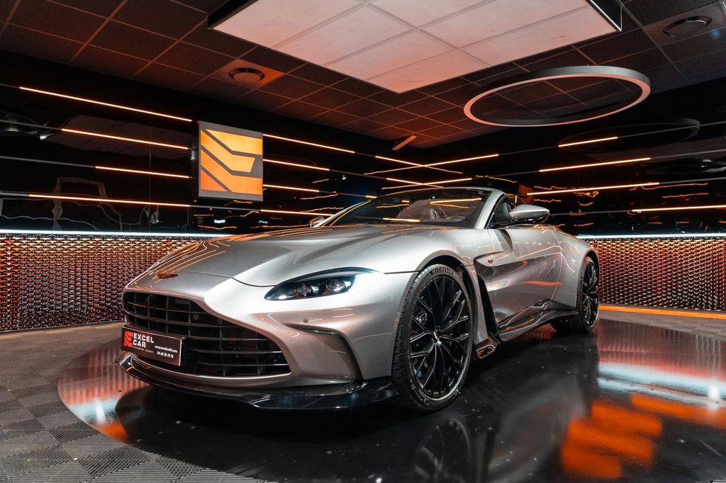 Aston Martin V12 Vantage 2023