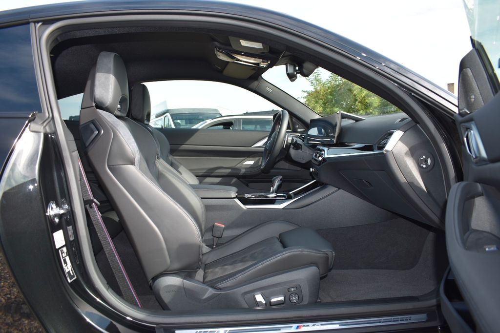 BMW M4 2023