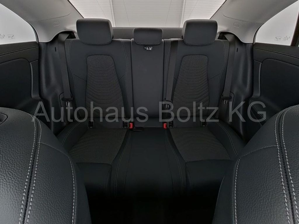 Mercedes-Benz CLA 180 2023
