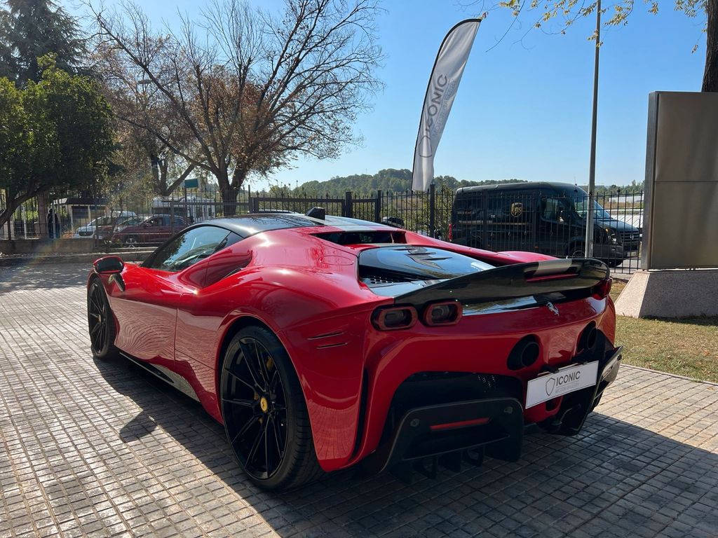 Ferrari SF90 2021