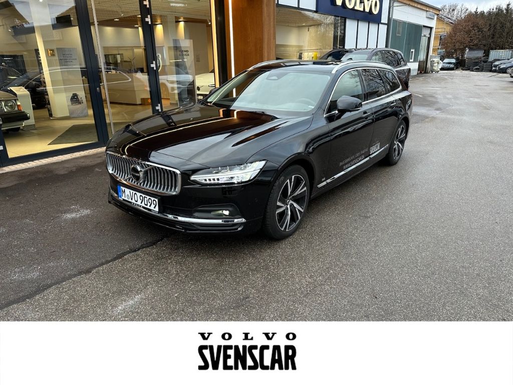 Volvo V90 2024