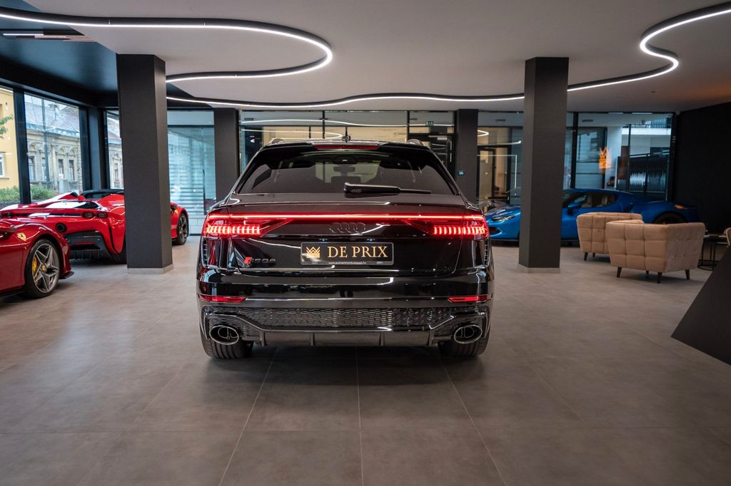 Audi RSQ8 2024