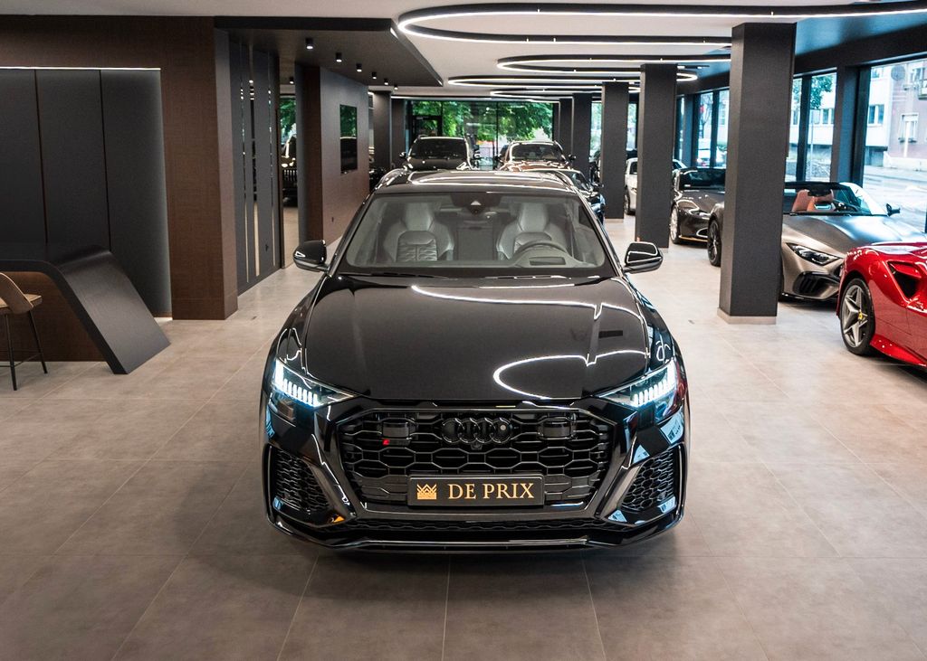 Audi RSQ8 2024