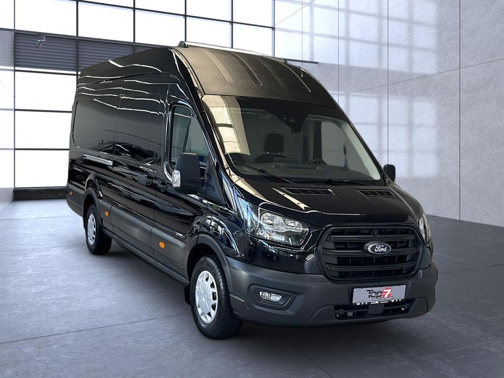 Ford Transit 2023