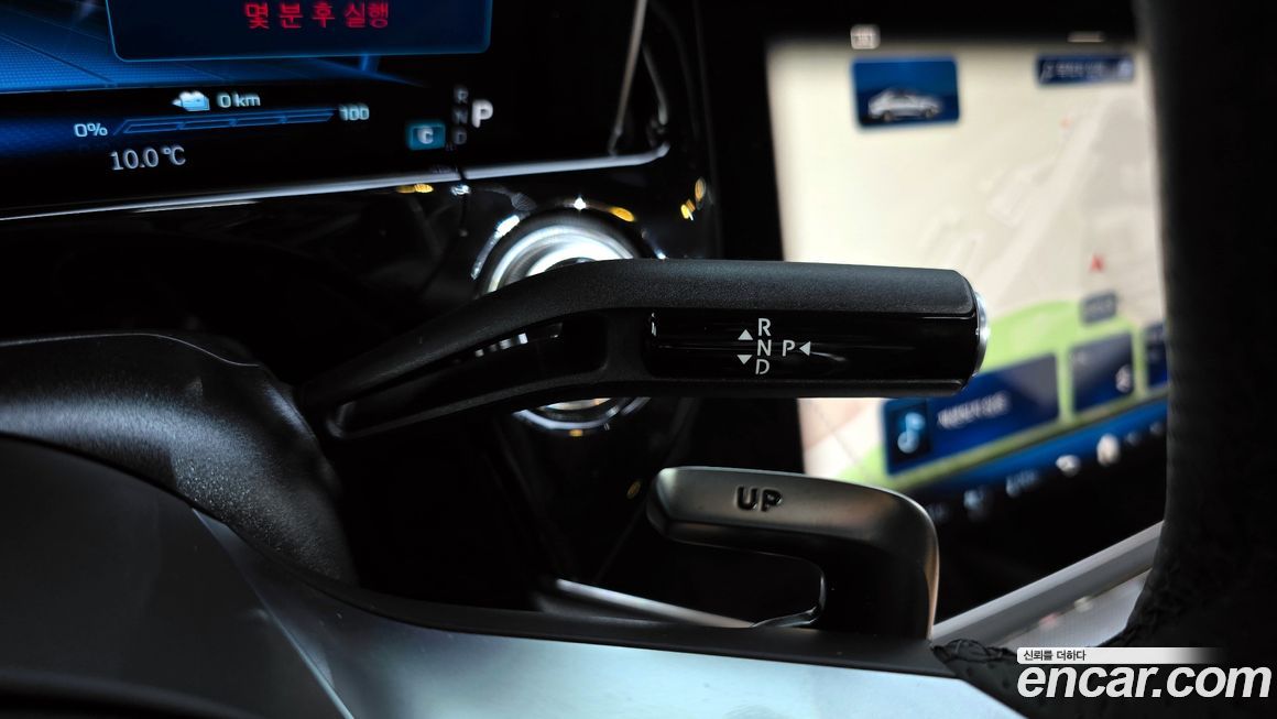 Mercedes-Benz E-Class 2025