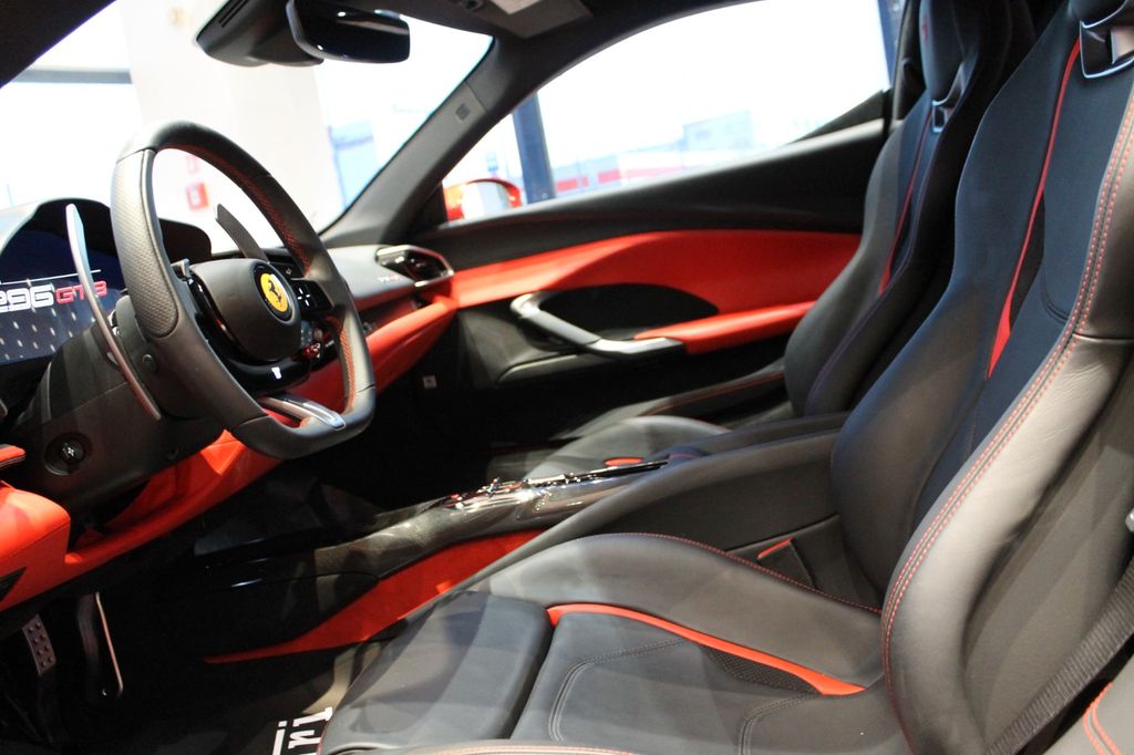 Ferrari 296 GTB 2022