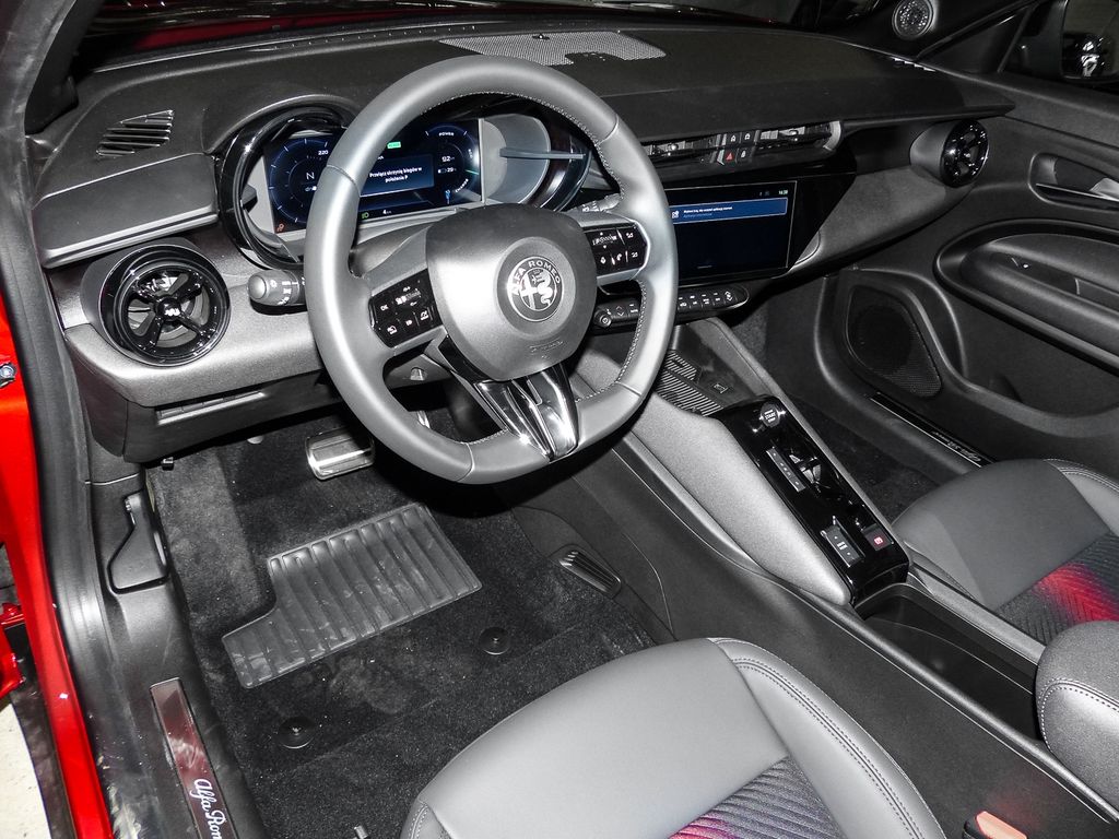 Alfa Romeo Junior 2024