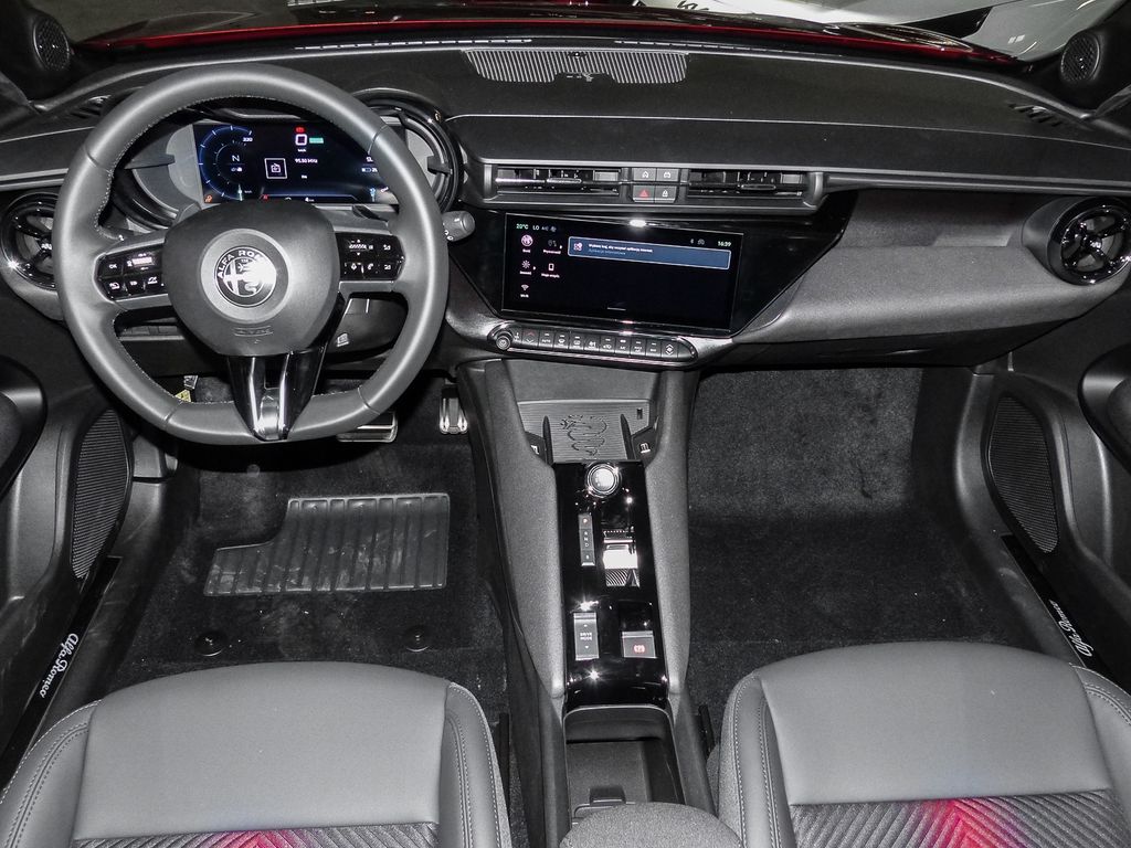 Alfa Romeo Junior 2024