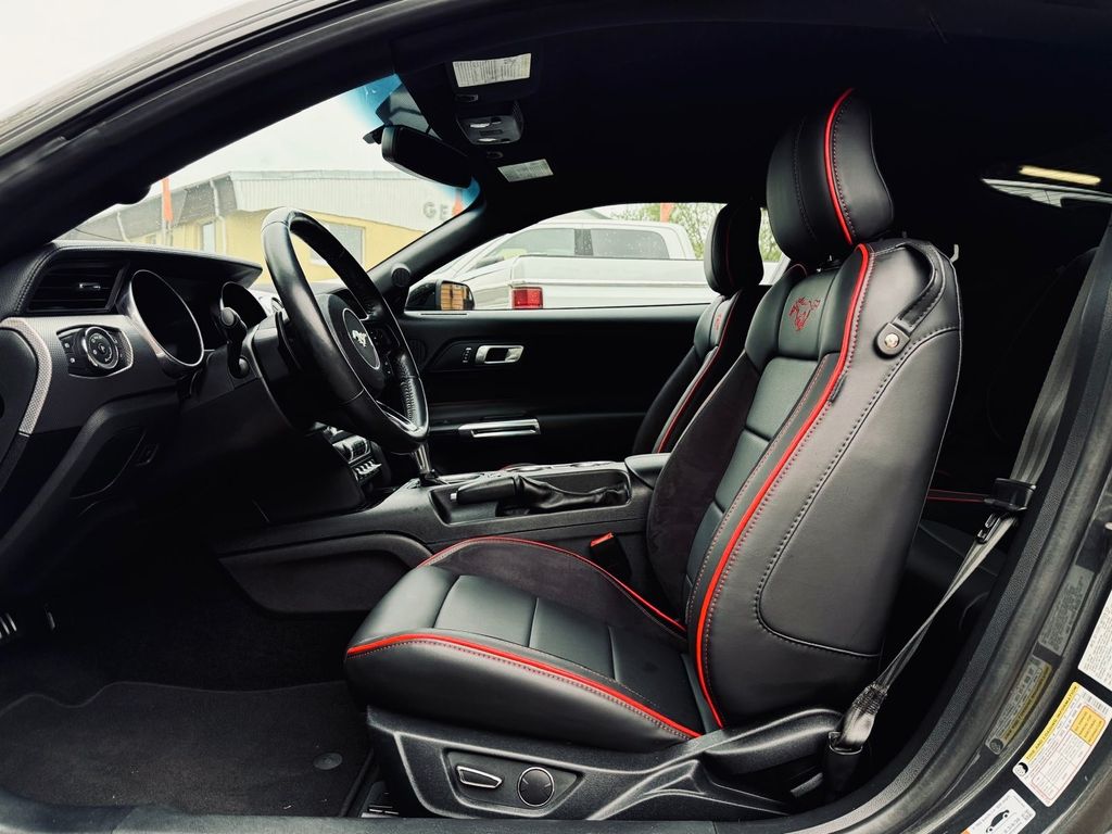 Ford Mustang 2019