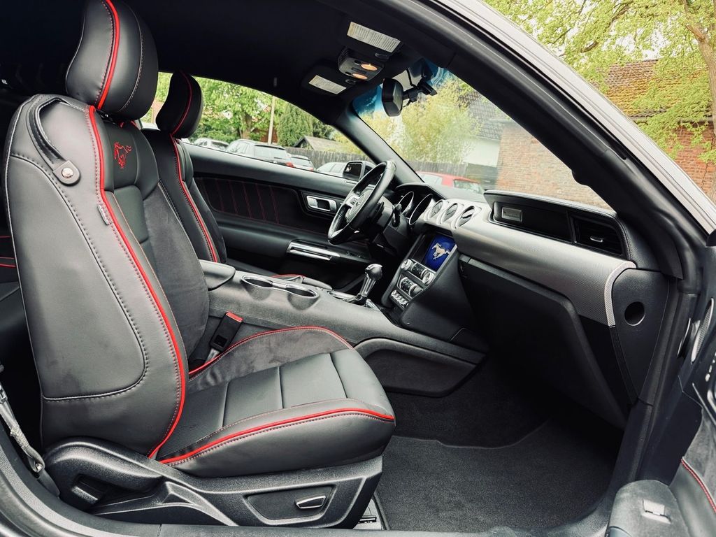 Ford Mustang 2019