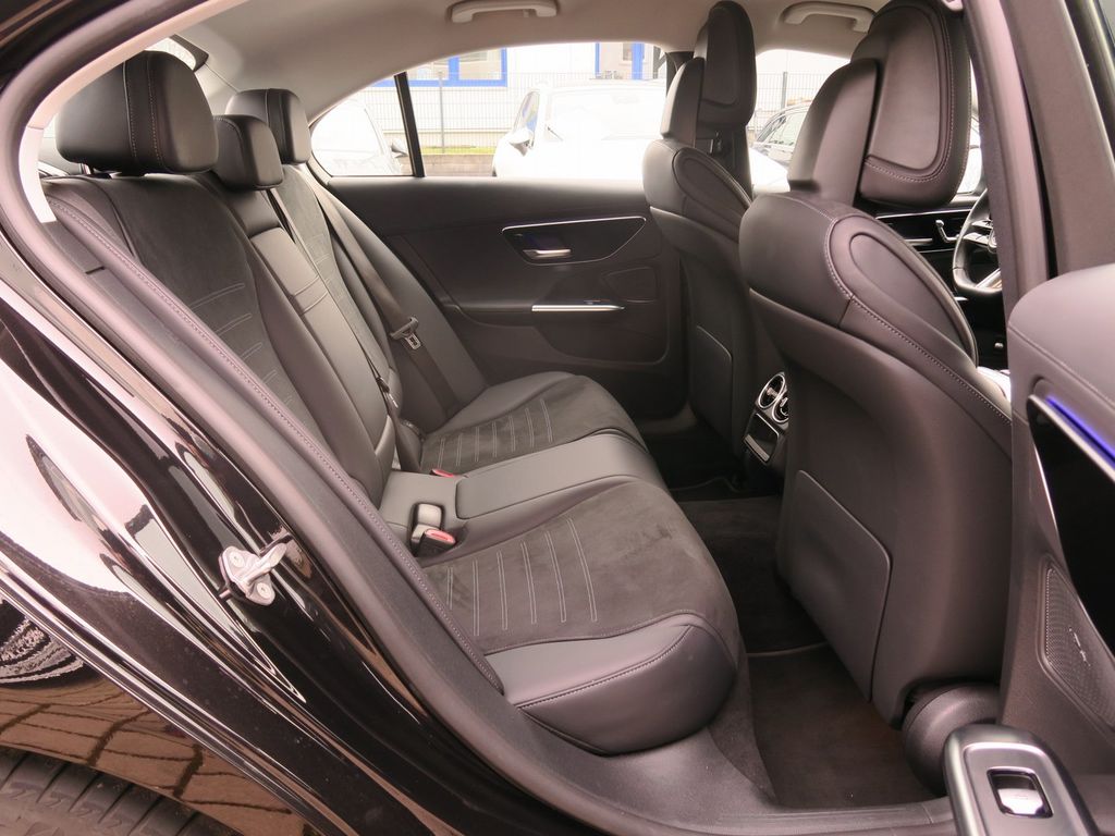 Mercedes-Benz C 300 2023