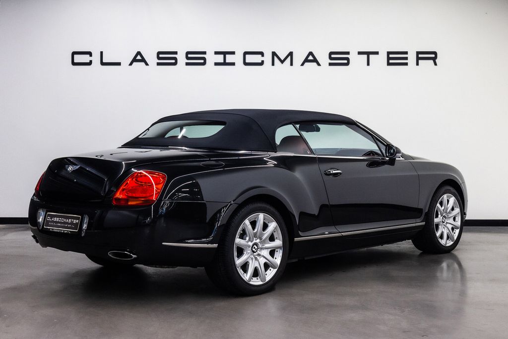 Bentley Continental GTC 2007
