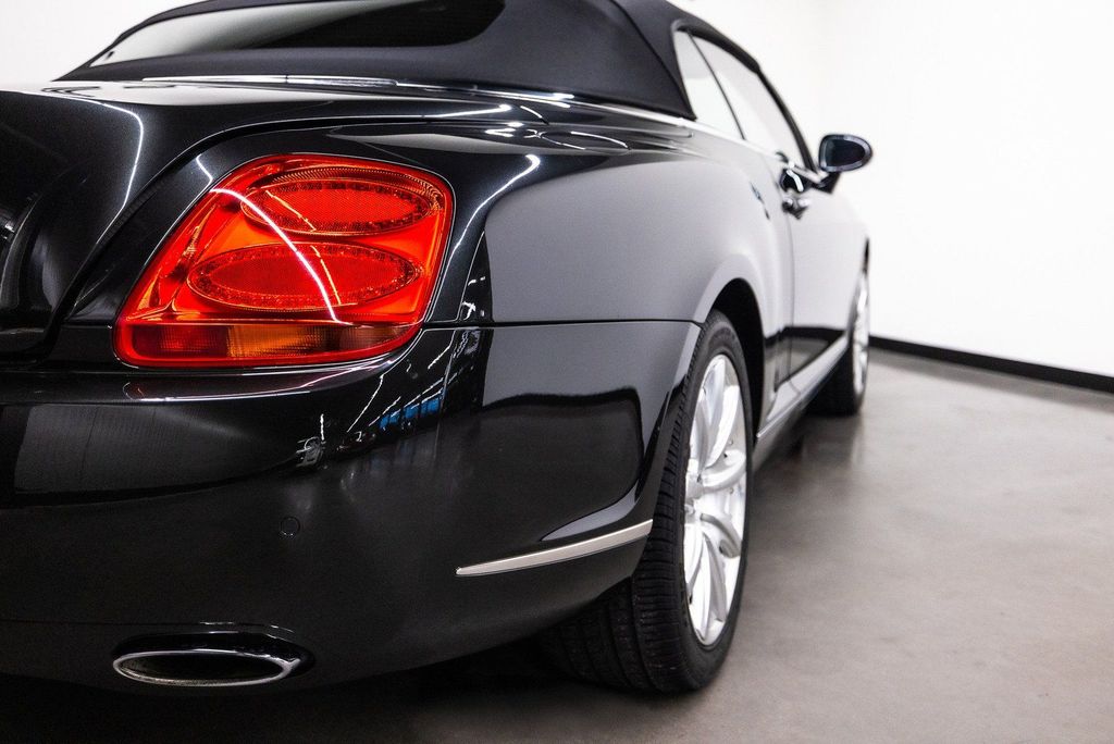 Bentley Continental GTC 2007