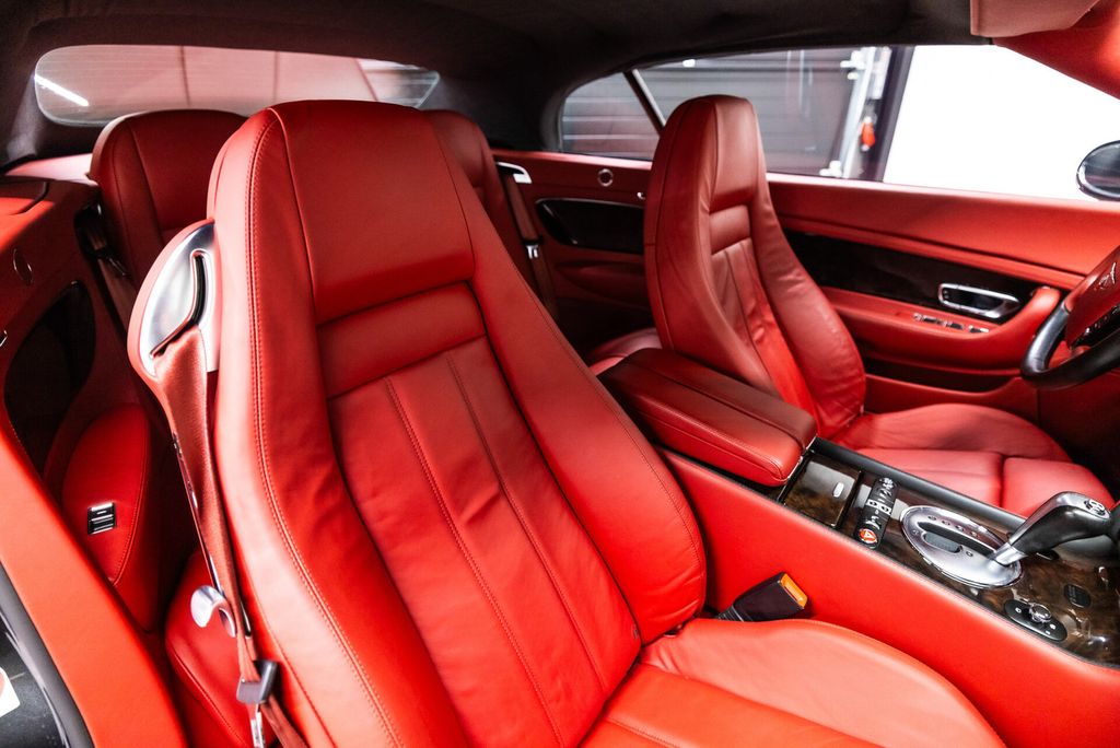 Bentley Continental GTC 2007