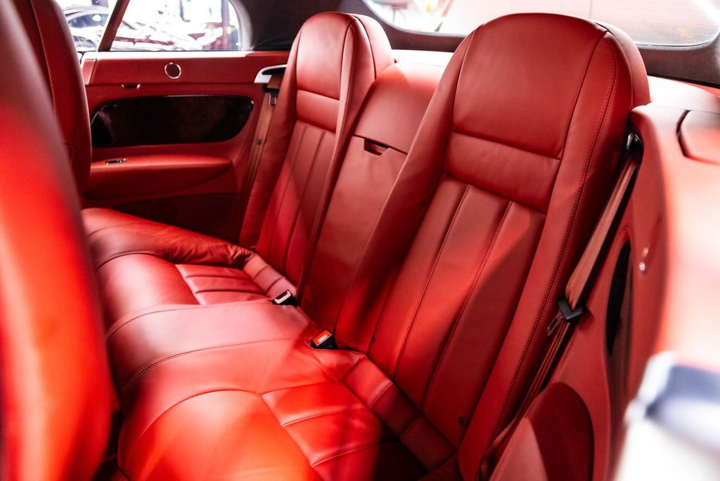 Bentley Continental GTC 2007