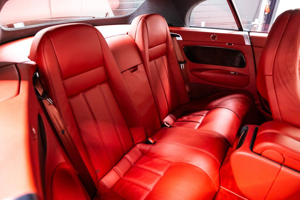 Bentley Continental GTC 2007