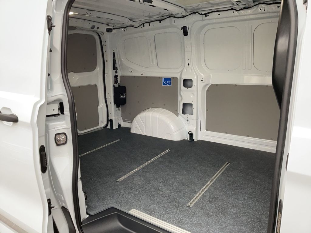 Volkswagen T7 Transporter