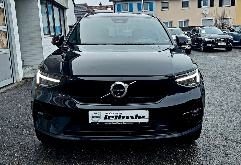 Volvo XC40 2023