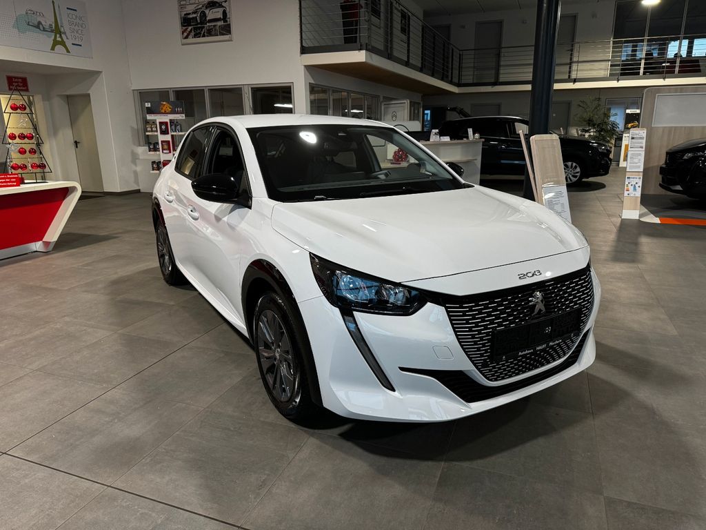 Peugeot e-208 2024