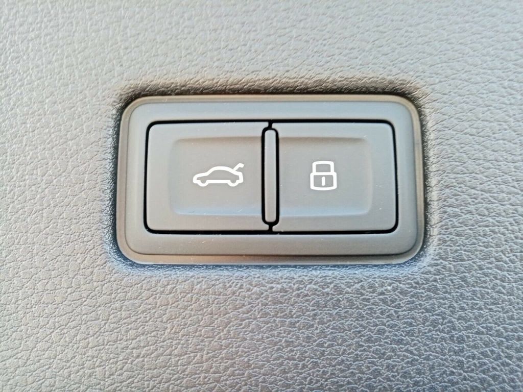 Audi RSQ8 2021