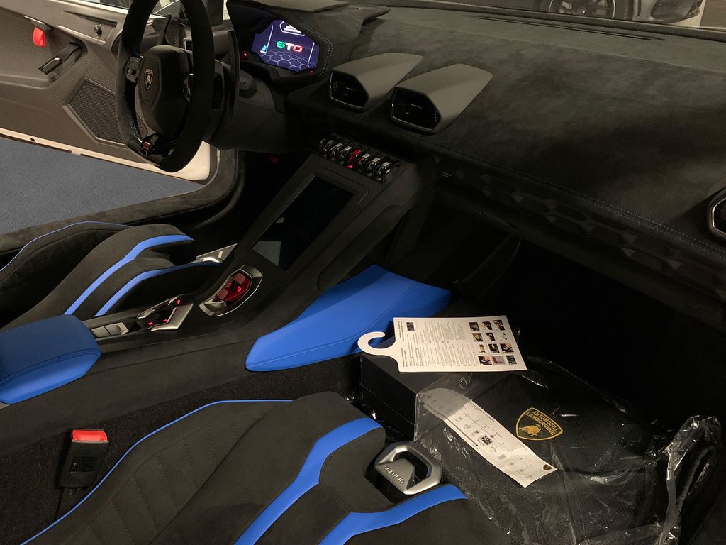 Lamborghini Huracán 2023
