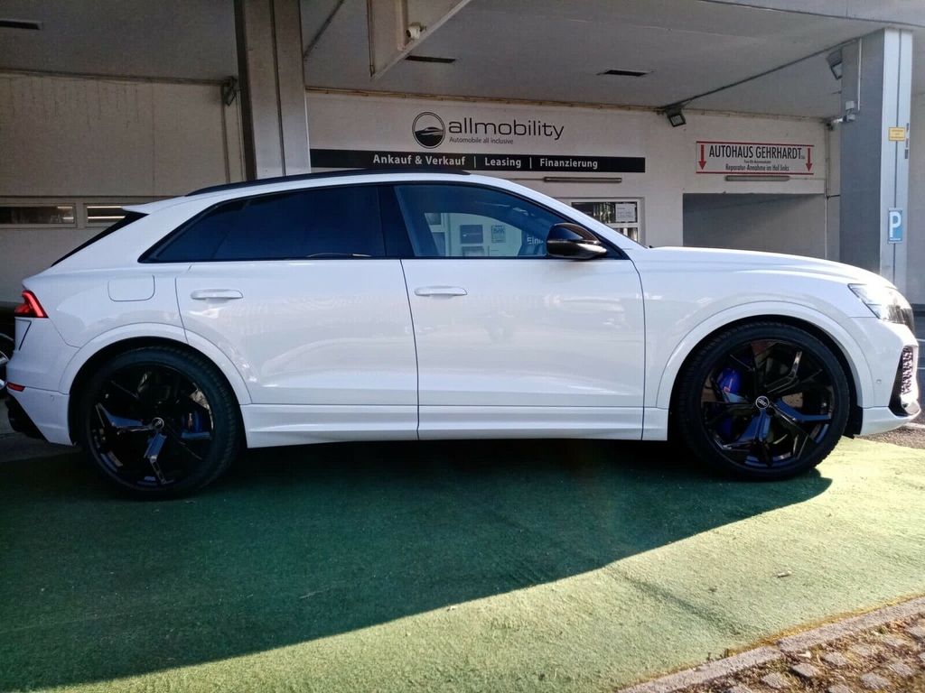 Audi RSQ8 2021