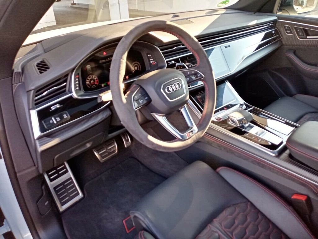 Audi RSQ8 2021