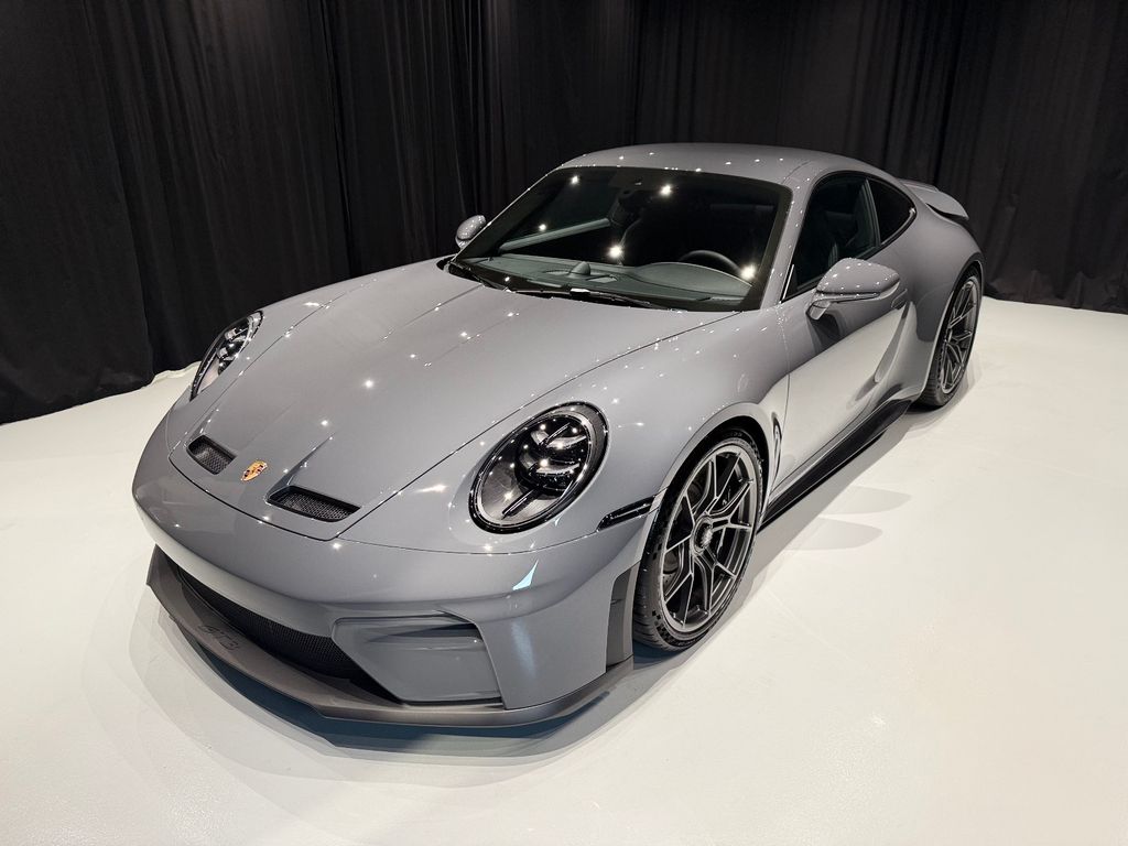 Porsche 992 2025