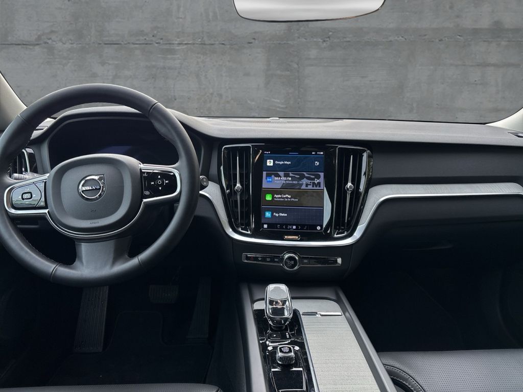 Volvo V60 Cross Country 2024